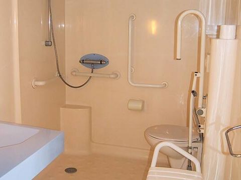 MOBILHOME 4 personnes - Mobil-home PMR | Comfort | 2 Ch. | 4 Pers. | Terrasse surélevée | Clim.