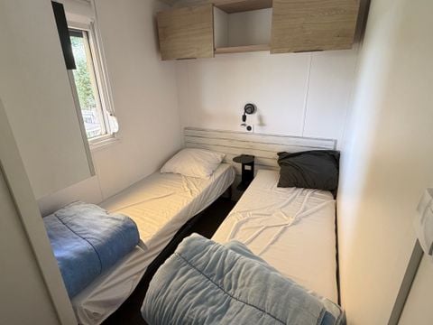 MOBILHOME 8 personnes - MOBILE HOME NIRVANA QUATTRO 4 chambres 40m² avec terrasse semi couverte