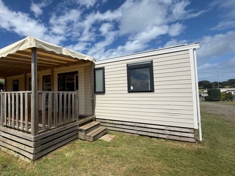 MOBILHOME 8 personnes - MOBILE HOME NIRVANA QUATTRO 4 chambres 40m² avec terrasse semi couverte