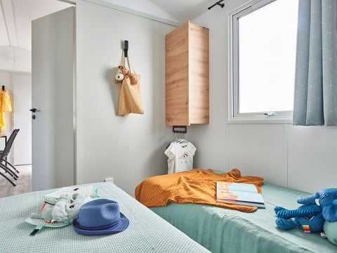MOBILHOME 6 personnes - 3 chambres - CLIM - TV - LV