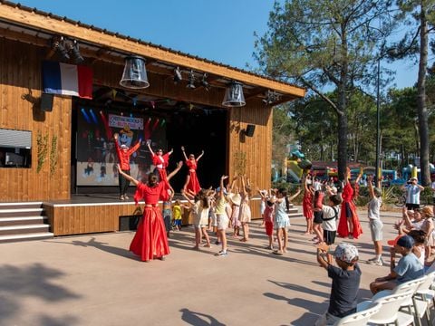 Camping Club Le Vivier 4* - MS VACANCES - Camping Landes