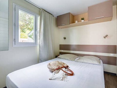 MOBILHOME 4 personnes - Mobil-home | Classic | 2 Ch. | 4 Pers. | Terrasse couverte | 1 SDB