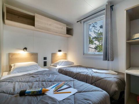 MOBILHOME 6 personnes - Mobil-home | Comfort | 3 Ch. | 6 Pers. | Terrasse couverte | 1 SDB | Clim. | TV