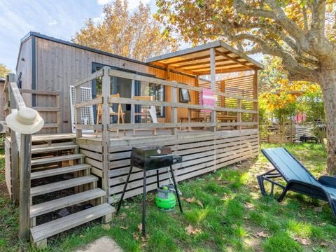 MOBILHOME 6 personnes - Mobil-home | Premium | 3 Ch. | 6 Pers. | Terrasse couverte | 1 SDB | Clim. | TV