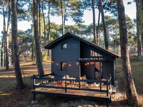 BUNGALOW 4 personnes - Cabane SIGNATURE | 2 chambres - Côté Pinède