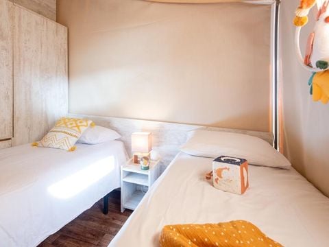 TENTE TOILE ET BOIS 4 personnes - Lodge Maasai