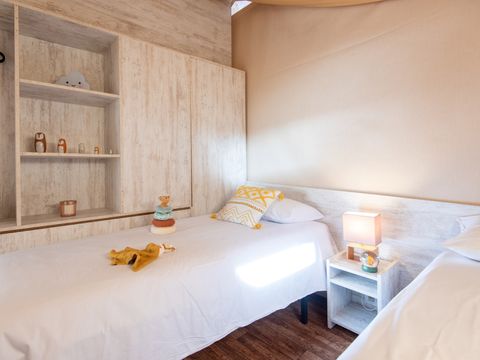 TENTE TOILE ET BOIS 4 personnes - Lodge Maasai