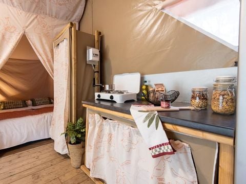 Tente en toile et en bois 5 personnes - Tente Maori