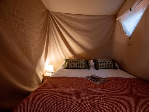 Tente en toile et en bois 5 personnes - Tente Maori