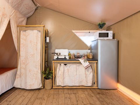 Tente en toile et en bois 5 personnes - Tente Maori.