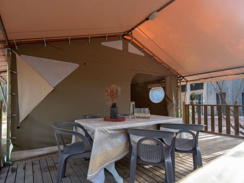 Tente en toile et en bois 5 personnes - Tente Maori.