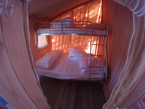 TENTE 5 personnes - SAFARI LODGE L 2 ch sans sanitaires