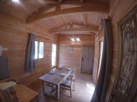 HÉBERGEMENT INSOLITE 4 personnes - CABANE PERCHEE ROBINSON 2 chambres sans sanitaires