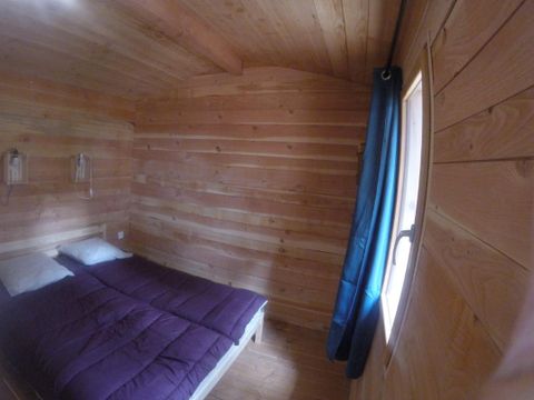 HÉBERGEMENT INSOLITE 4 personnes - CABANE PERCHEE ROBINSON 2 chambres sans sanitaires
