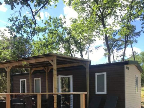 MOBILHOME 6 personnes - PREMIUM MONTMIRAIL Climatisé- 3 chambres + lave-vaisselle + TV (4 adultes max+2 enfants)