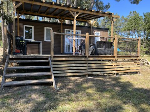 MOBILHOME 6 personnes - PREMIUM MONTMIRAIL Climatisé- 3 chambres + lave-vaisselle + TV (4 adultes max+2 enfants)