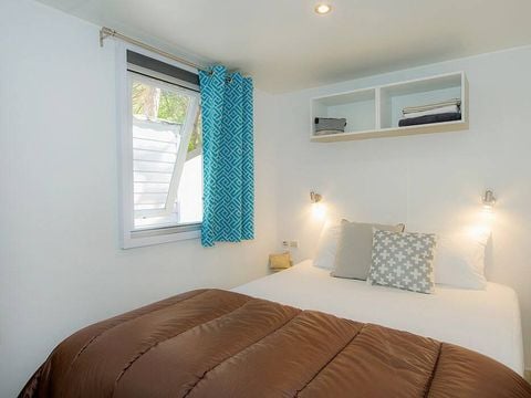 BUNGALOW 4 personnes - Mobil-home | Comfort | 2 Ch. | 4 Pers. | Terrasse simple | Clim. | TV