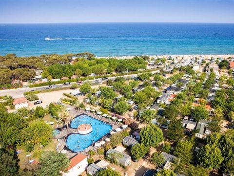 Alannia El Pinar - Camping Girona - Image N°0