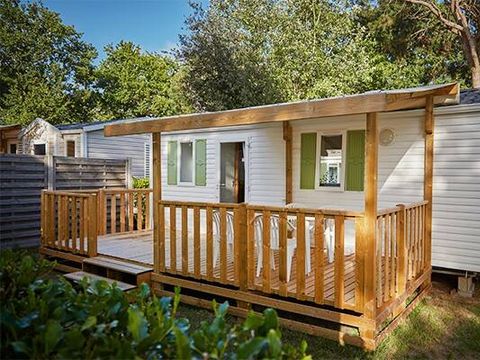 MOBILHOME 2 personnes - Mobil-home | Classic | 1 Ch. | 2 Pers. | Terrasse surélevée | 1 SDB | TV