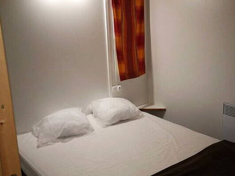 CHALET 6 personnes - Chalet | Comfort | 3 Ch. | 6 Pers. | Terrasse surélevée | 1 SDB | Clim.