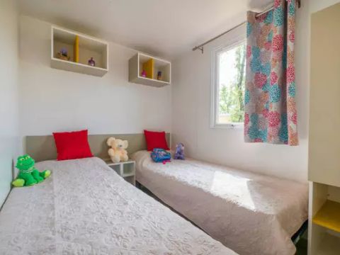 MOBILHOME 8 personnes - Mobil-home | Classic | 3 Ch. | 6/8 Pers. | Terrasse surélevée | Clim.