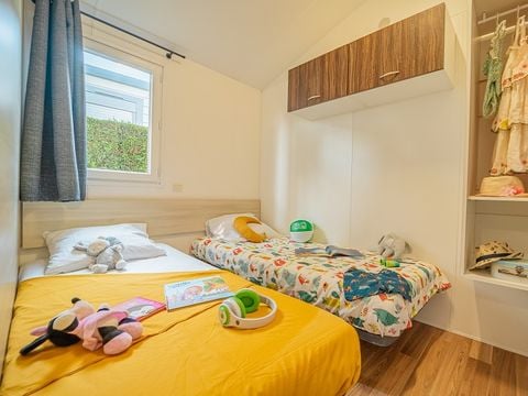 MOBILHOME 6 personnes - PASSION - TV - PLANCHA