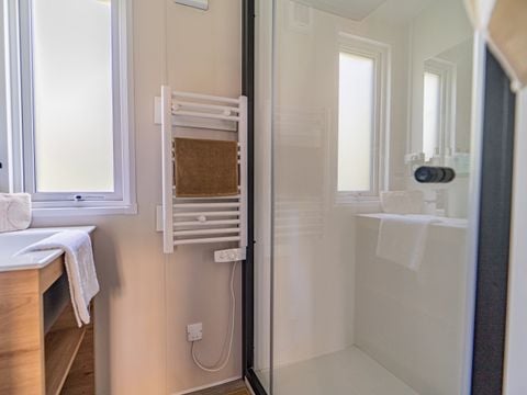MOBILHOME 4 personnes - PREMIUM JACUZZI
