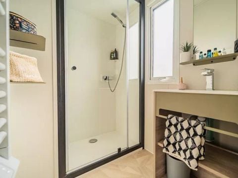 MOBILHOME 4 personnes - Loisirs 3 Pièces 4 Personnes + TV