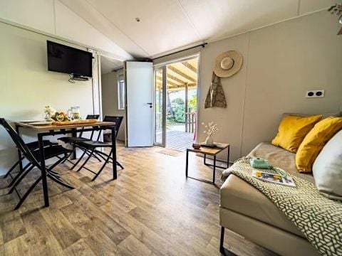 MOBILHOME 4 personnes - Duo Premium 3 Pièces 4 Personnes Jacuzzi + Climatisé + TV 