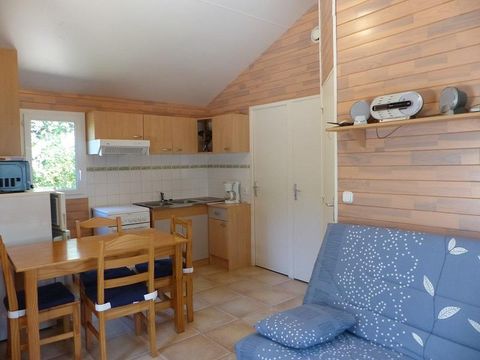 Chalet 2/6 personnes - Confort -35m² -2 chambres - Terrasse semi-couverte - TV - Clim