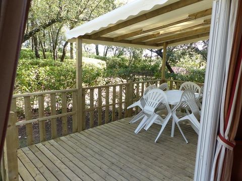 Mobilhome 2/6 personnes - Confort Sun Roller -35m² - 3 chambres - Terrasse semi-couverte - Clim