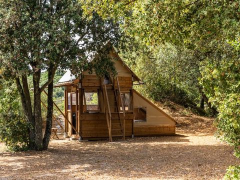 TENTE TOILE ET BOIS 4 personnes - Tente Bivouac XL sur pilotis Standard 2 chambres - en pleine nature (sans sanitaires) 2/4 pers