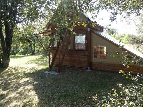 TENTE TOILE ET BOIS 4 personnes - Tente Bivouac XL sur pilotis Standard 2 chambres - en pleine nature (sans sanitaires) 2/4 pers
