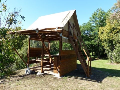 Tente en toile et en bois 1/2 personnes - Tente Bivouac Small sur pilotis Standard - 1 chambre - Pleine nature - Sans sanitaires