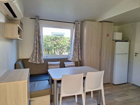 MOBILHOME 4 personnes - Mobil-home Confort Louisiane 26m² 2 chambres - terrasse semi-couverte + TV +clim 2/4 pers