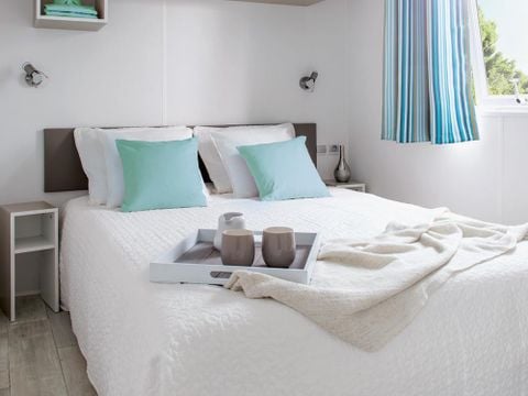 MOBILHOME 6 personnes - Grand confort 3Ch 40m2 avec terrasse couverte et semi fermée