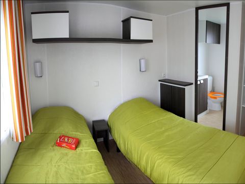 MOBILHOME 5 personnes - Cottage face au jeux enfants