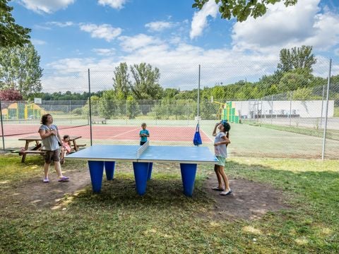 Flower Camping Le Soleil des Bastides - Camping Tarn