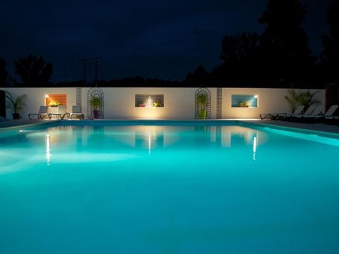 Flower Camping Le Soleil des Bastides - Camping Tarn