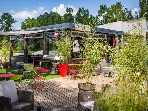 Flower Camping Le Soleil des Bastides - Camping Tarn - Image N°11