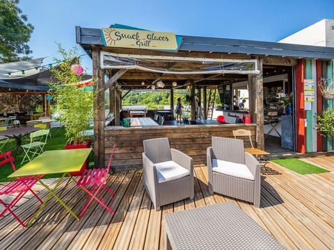 Flower Camping Le Soleil des Bastides - Camping Tarn - Image N°2