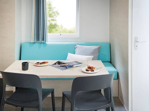 MOBILHOME 6 personnes - Comfort | 2 Ch. | 4/6 Pers. | Petite Terrasse | Clim. | TV