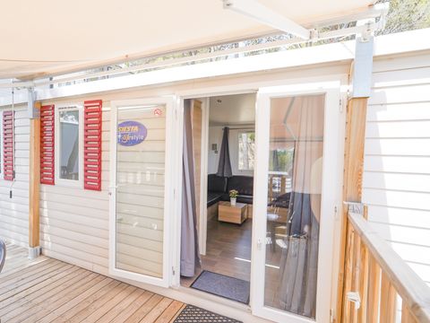 MOBILHOME 8 personnes - Platine International (3 chambres) Par Lifestyle Holidays