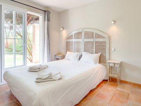 MAISON 8 personnes - 4 pièces 8 personnes avec piscine privée