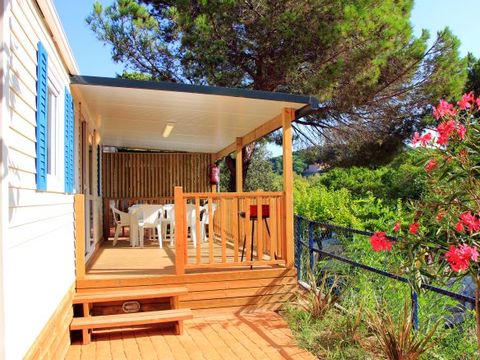 MOBILHOME 6 personnes - Mobile-Home 6pax 3 chambres TV + AC + BBQ +Parking