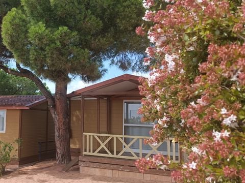 BUNGALOW 5 personnes - Bungalow Morea 5 places, terrasse couverte,  Clim, TV, 25m²