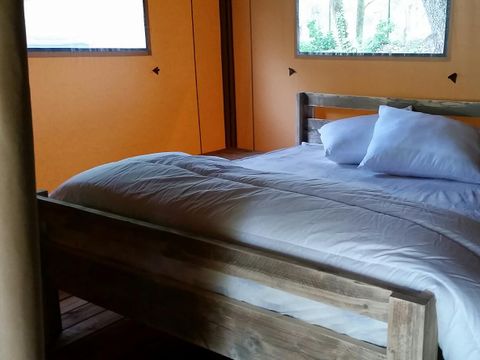 TENTE 4 personnes - LOGGIA 2 chambres/mezzanine avec salle de bains