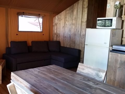 TENTE TOILE ET BOIS 4 personnes - HUTTE - 2 chambres avec salle de bains
