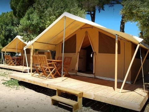 Tente en toile et en bois 4 personnes - Glamping Lodge 1/4 pers