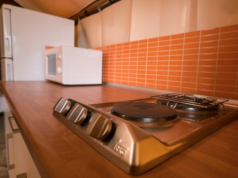 Tente en toile et en bois 4 personnes - Glamping Lodge 1/4 pers